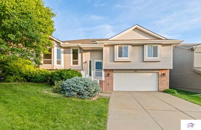WELCOME HOME! photos photos