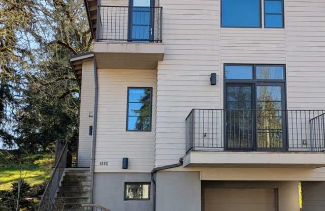 Beautiful custom 3-level home; Move-in special - 1892 Cousteau Loop Southeast, Salem, OR 97302 Beautiful custom 3-level home; Move-in special - 1892 Cousteau Loop Southeast, Salem, OR 97302