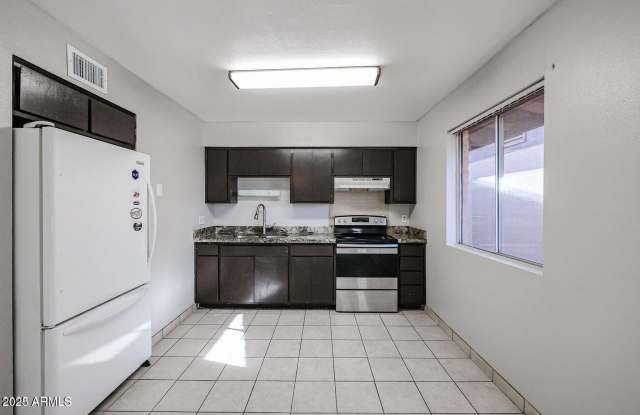 1752 E VIRGINIA Avenue photos photos