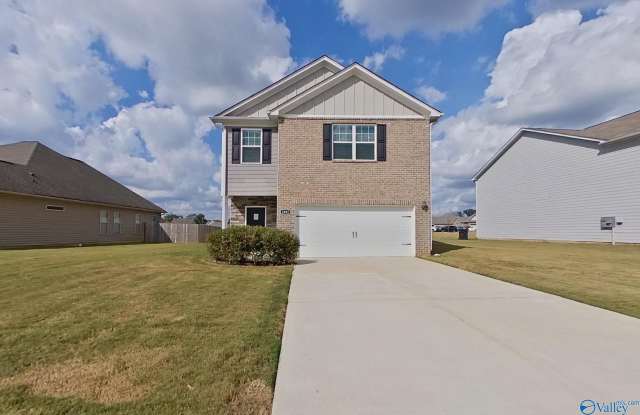1067 Pilgrim Lane - 1067 Pilgrim Lane, Montevallo, AL 35115