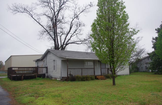 501 N Pecan photos photos
