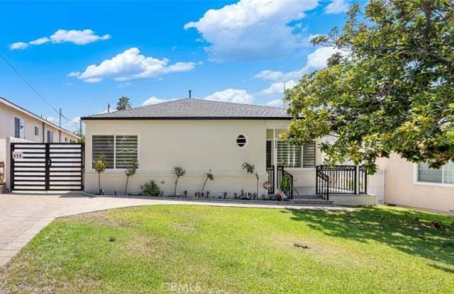 826 E Olive Avenue photos photos