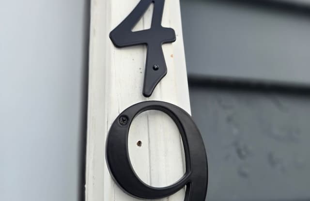 Charming 2BR Duplex in Agawam - 49 Royal Street, Agawam Town, MA 01001