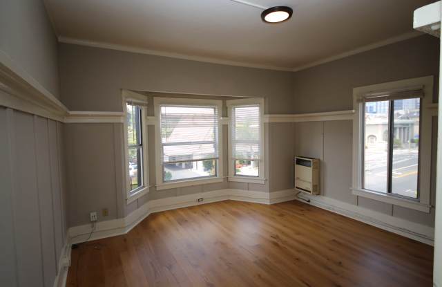 3618 Telegraph Avenue Gallery 1