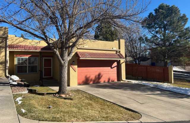 1347 East Parkway Drive - 1 photos photos