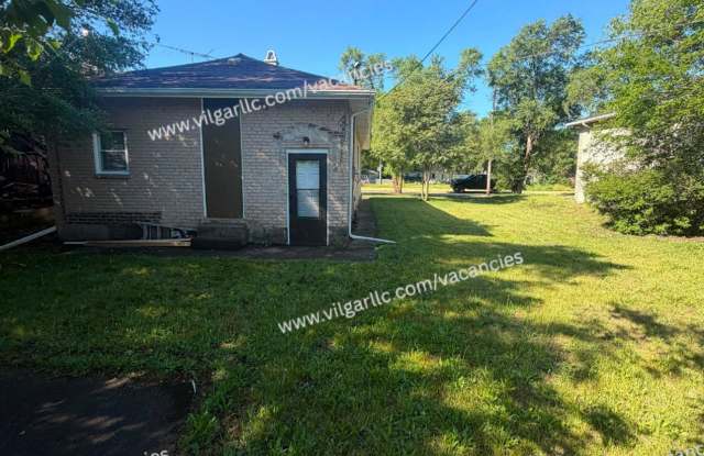 Newly Renovated 3 Bedroom • 1 Bathroom Home Gallery 4