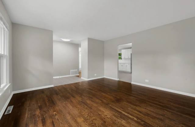 1839 North Fernandez Avenue photos photos