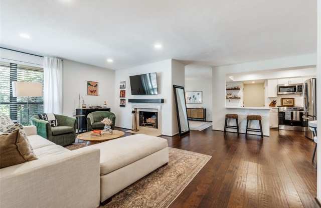 6020 Birchbrook Drive Gallery 4