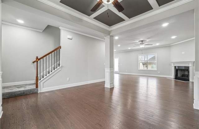 659 Lynnfield Drive Gallery 4