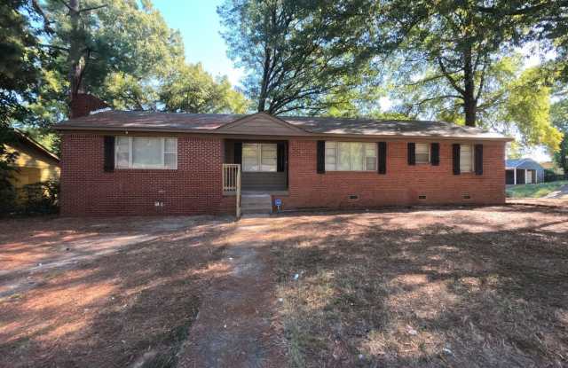 Beautifully Renovated 4BR/2BA with Garage – Move-In Ready Gallery 1