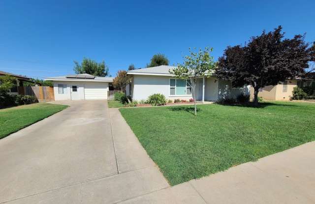 Unique single family home with a detached studio/ADU! photos photos
