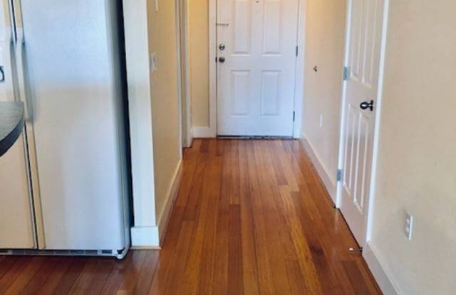 Riverfront Sandpiper Village Condo 2 Bedroom, 2 Baths!! Gallery 4