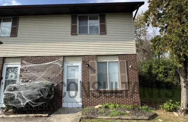 2765 Walden Bluff Court Gallery 1