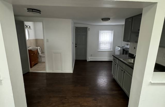 424 East Girard Avenue photos photos