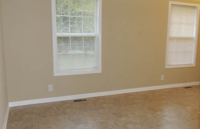 427 Sierra Ct Gallery 2