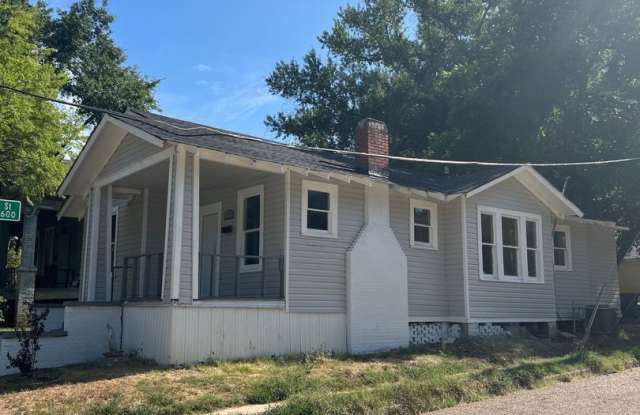 Large 3 Bedroom 1 Bathroom Home Gallery 3