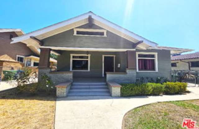 648 Heliotrope Drive Gallery 1