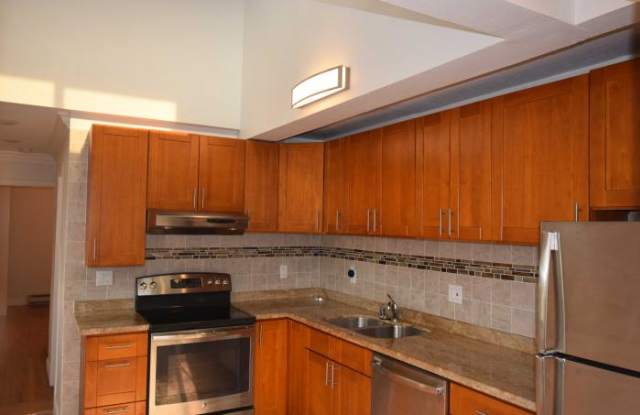 508 Sanchez Street - 508 Sanchez Street, San Francisco, CA 94114
