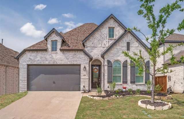 1308 Bluebonnet Lane photos photos