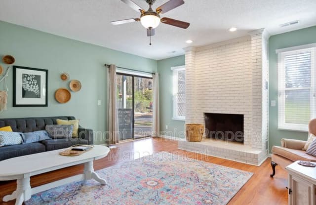 2125 Westminister Ln - 2125 Westminister Lane, Winston-Salem, NC 27106