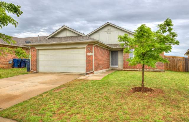 Charming Home in Edmond + Edmond Schools photos photos