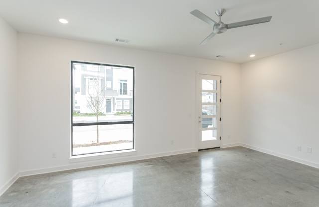 415 Merritt Ave Gallery 4