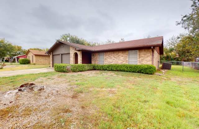 FREE DECEMBER RENT!!! - 1708 Kangaroo Avenue, Killeen, TX 76543