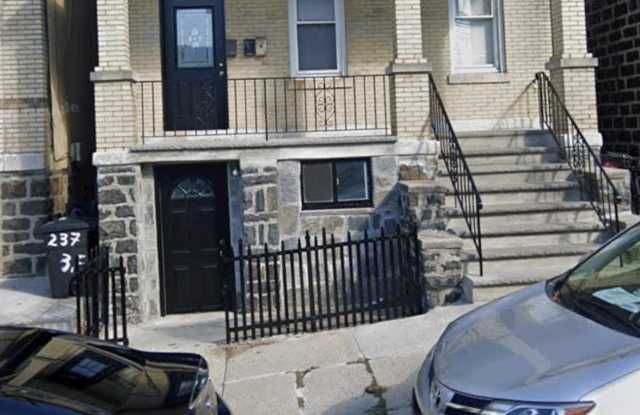 235 Oakdene Avenue photos photos