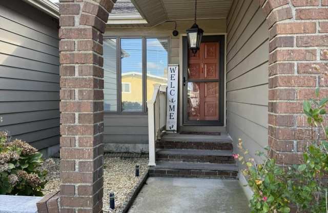 331 Stephan Avenue Gallery 2