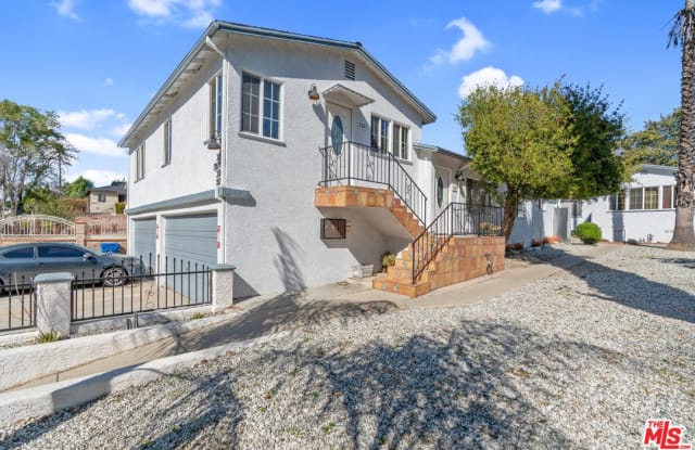 3017 W AVENUE 34 - 3017 Avenue 34, Los Angeles, CA 90065