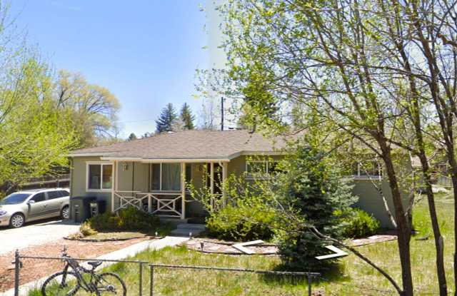 West-Flagstaff 4bd/2ba House Near NAU & CCC -Students & Pets OK!! Avail. July 10th! photos photos