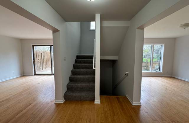 201- 203 Briarcrest Ct photos photos