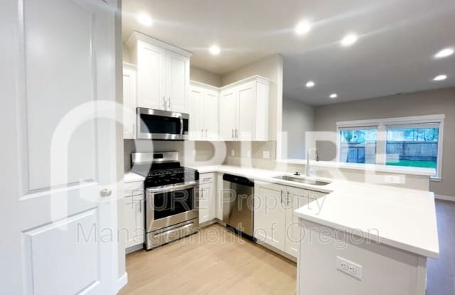 11468 SE Mount Talbert Ave - 11468 Southeast Mount Talbert Avenue, Happy Valley, OR 97086