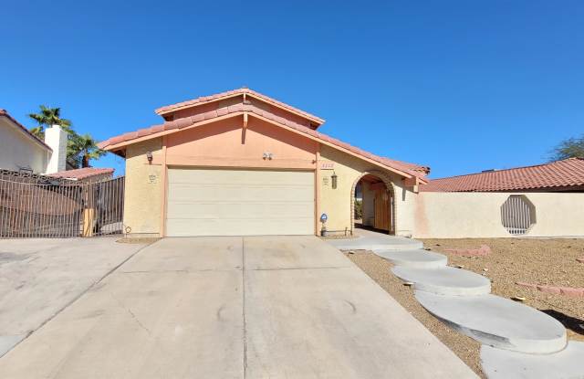 5252 Cartaro Drive Gallery 1