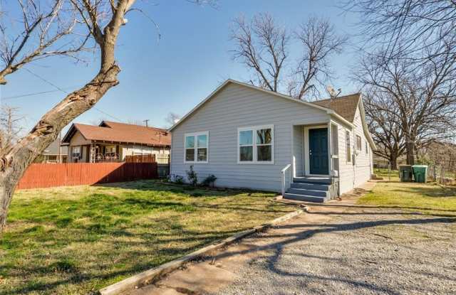 217 N Burdette Avenue photos photos