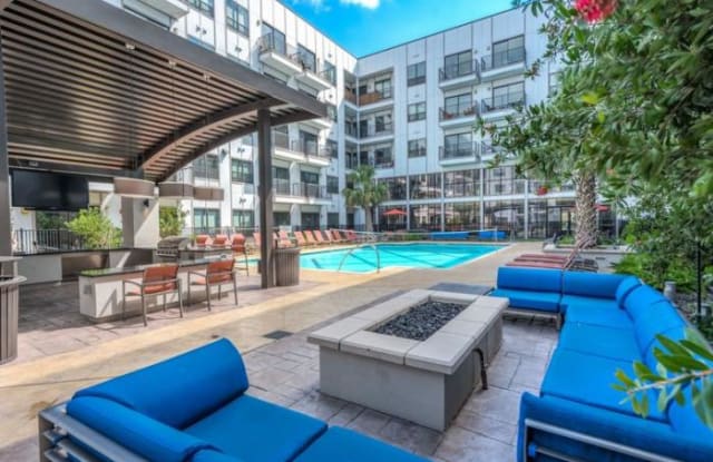 4022 Koehler St - 4022 Koehler Street, Houston, TX 77007