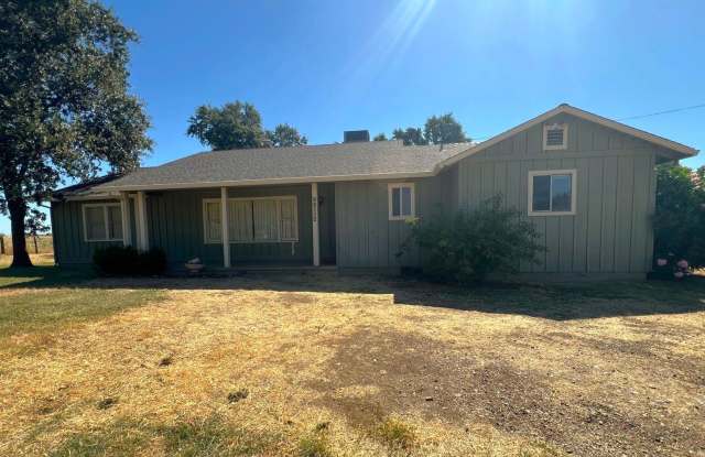 3 bedroom 1 bath home in Red Bluff photos photos