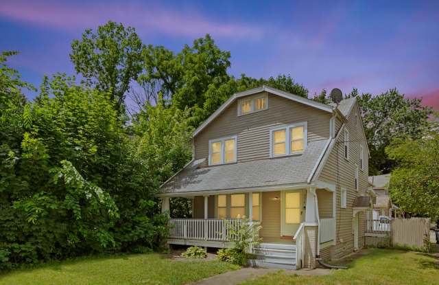 West Akron 3BR with Porch  Off‑Street Parking photos photos