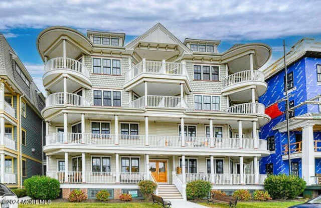 30 Ocean Pathway - 30 Ocean Pathway, Ocean Grove, NJ 07756