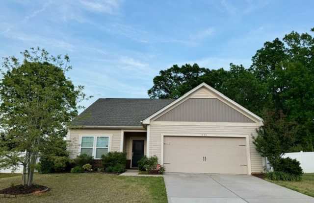 Like New Ranch w/ Two Car Garage- Sizzle! photos photos