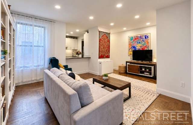 141 Joralemon Street Gallery 2