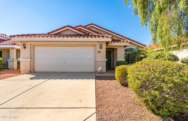 12424 N 42nd Dr - 12424 North 42nd Drive, Phoenix, AZ 85029