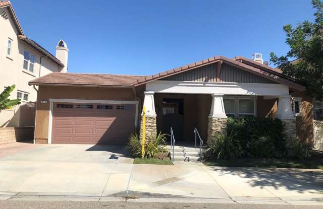 Upgraded East End Home featuring Air Conditioning and Solar Panels! photos photos