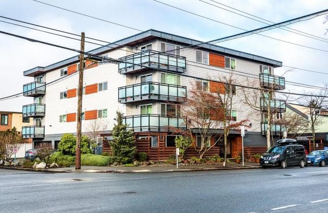 7501 Greenwood Ave N - 7501 Greenwood Avenue North, Seattle, WA 98103