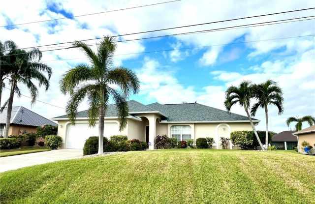 818 SW 8th Place Gallery 2