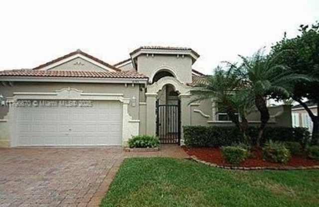 18785 SW 29th St photos photos