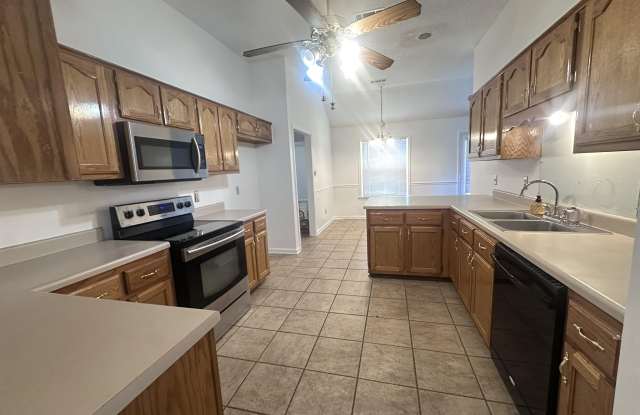 8305 CRIMSON CREEK Dr Gallery 3