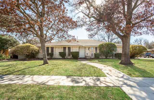 4 Bedroom, 2 Bath Home in Plano! - 2732 Parkhaven Drive, Plano, TX 75075