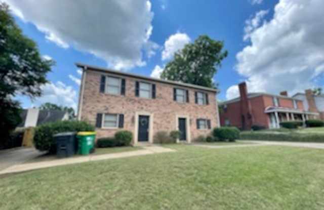 2 Bed / 2.5 Bath Townhome For Rent in Ridgeland Gallery 1