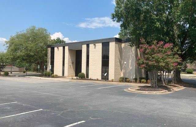 213 KINGS HIGHWAY photos photos